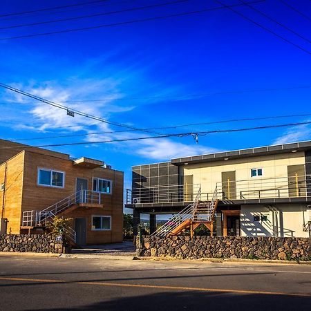 Gloryhill Pension Seogwipo Exterior photo